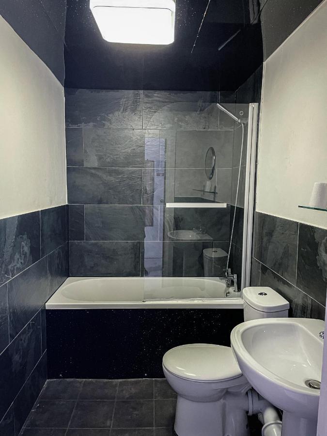 The New George Hotel Newcastle upon Tyne Bagian luar foto